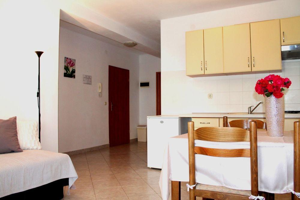 Apartments Vanda روفينج المظهر الخارجي الصورة