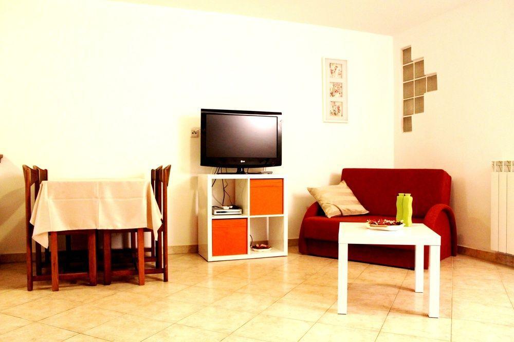 Apartments Vanda روفينج المظهر الخارجي الصورة