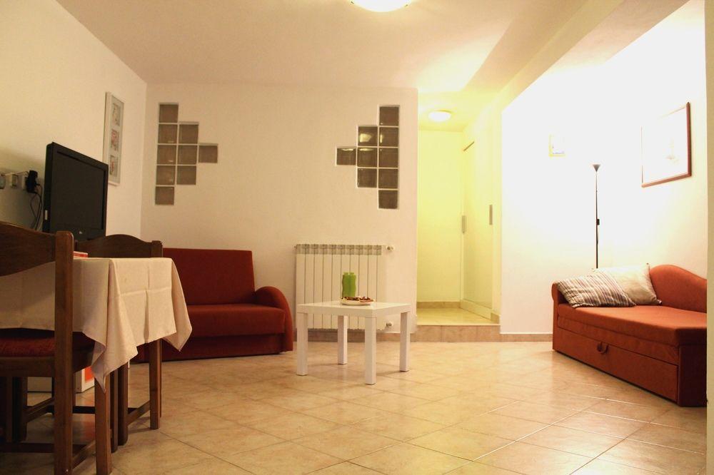 Apartments Vanda روفينج المظهر الخارجي الصورة