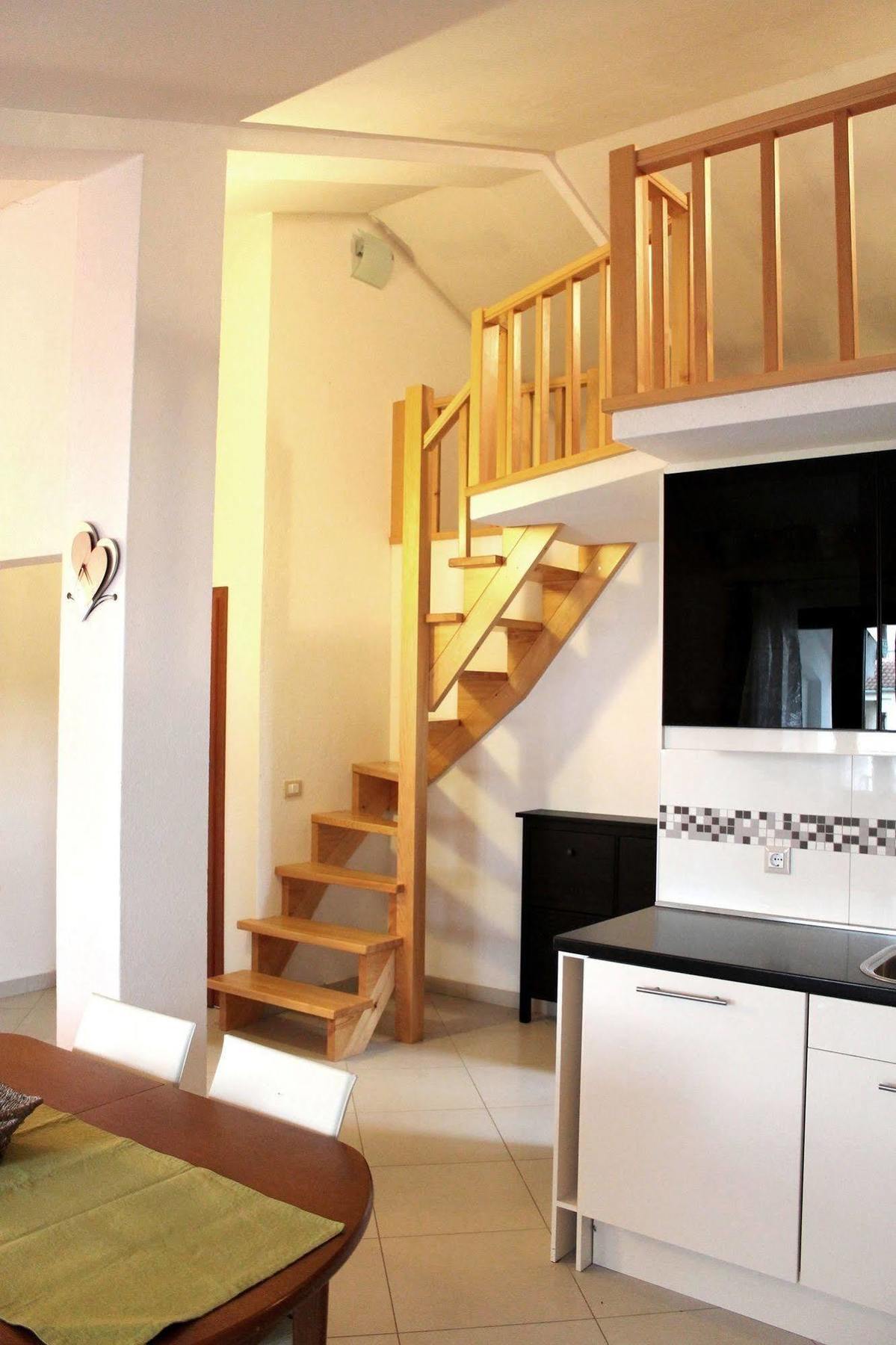 Apartments Vanda روفينج المظهر الخارجي الصورة