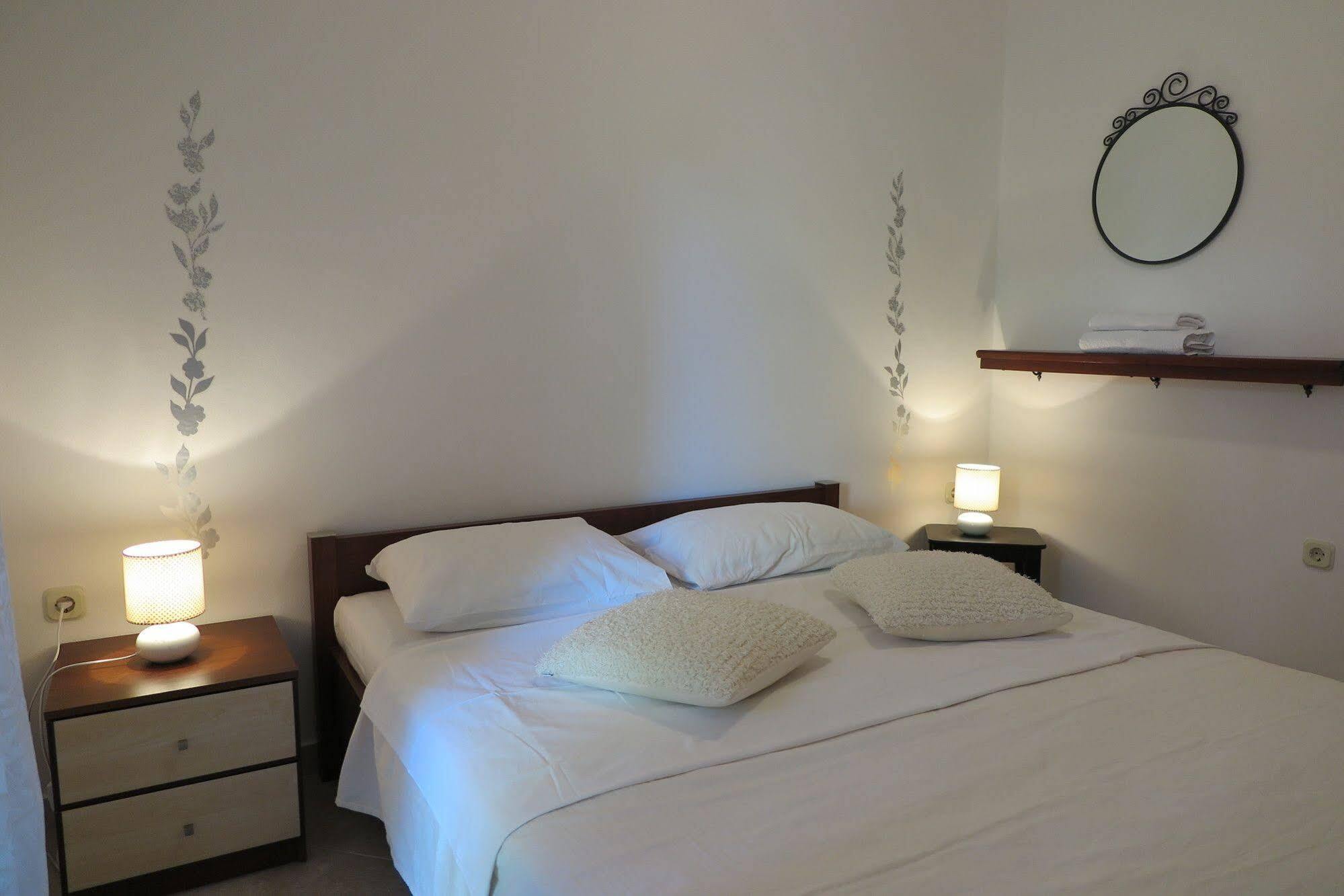 Apartments Vanda روفينج المظهر الخارجي الصورة